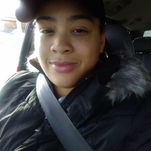 Meet your Posher, Devanie